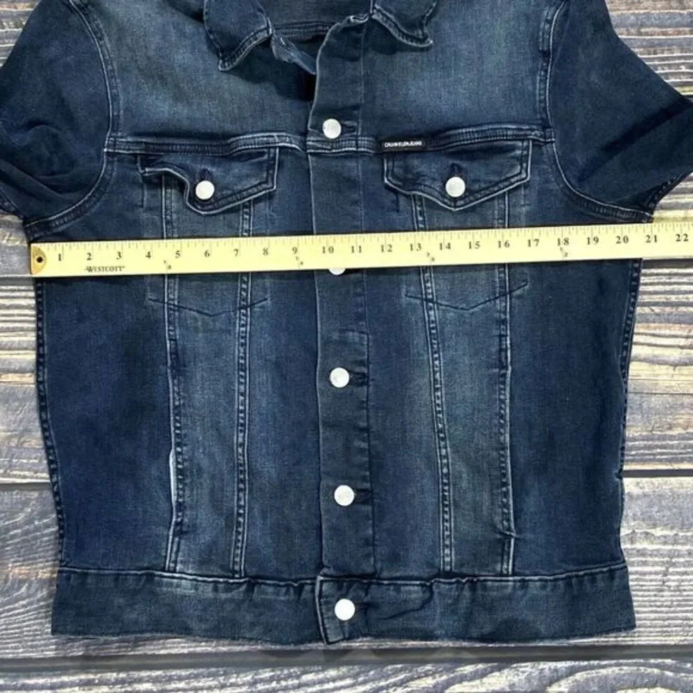 Calvin Klein Men's Denim Jacket Size Medium‎ Dark Blue Wash Stretch